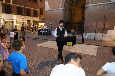 APERTURA BUSKERS FESTIVAL FERRARA