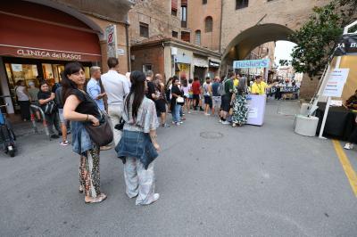 APERTURA BUSKERS FESTIVAL FERRARA