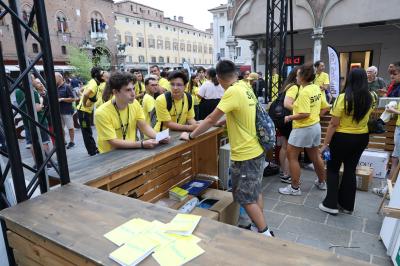 APERTURA BUSKERS FESTIVAL FERRARA