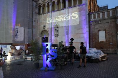 APERTURA BUSKERS FESTIVAL FERRARA