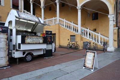 APERTURA BUSKERS FESTIVAL FERRARA