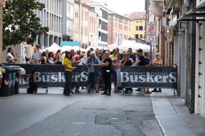 APERTURA BUSKERS FESTIVAL FERRARA
