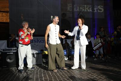 APERTURA BUSKERS FESTIVAL FERRARA