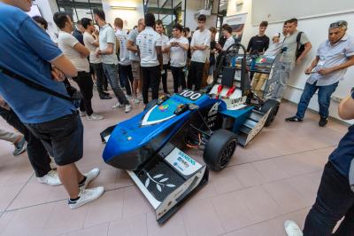 PRESENTAZIONE AUTO CORSA INGEGNERIA
