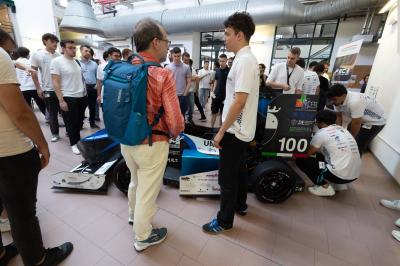 PRESENTAZIONE AUTO CORSA INGEGNERIA