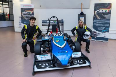 PRESENTAZIONE AUTO CORSA INGEGNERIA