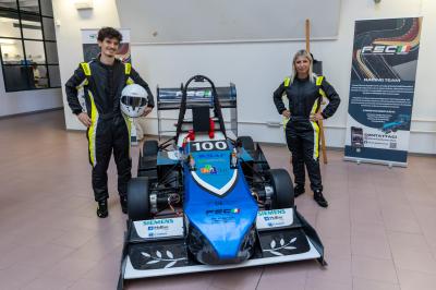 PRESENTAZIONE AUTO CORSA INGEGNERIA