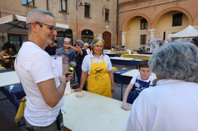 GIORNATA DELLA SFOGLIA PIAZZA MUNICIPALE