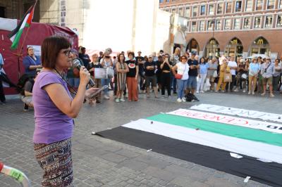 MANIFESTAZIONE PRO PAL PIAZZA CATTEDRALE