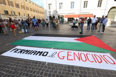 MANIFESTAZIONE PRO PAL PIAZZA CATTEDRALE