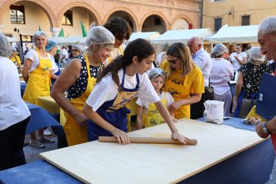 GIORNATA DELLA SFOGLIA PIAZZA MUNICIPALE