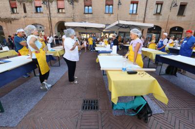 GIORNATA DELLA SFOGLIA PIAZZA MUNICIPALE