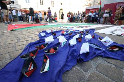 MANIFESTAZIONE PRO PAL PIAZZA CATTEDRALE