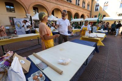 GIORNATA DELLA SFOGLIA PIAZZA MUNICIPALE