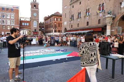MANIFESTAZIONE PRO PAL PIAZZA CATTEDRALE