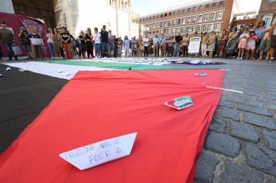 MANIFESTAZIONE PRO PAL PIAZZA CATTEDRALE