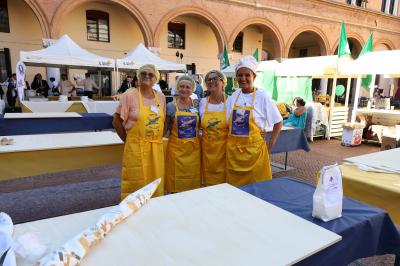 GIORNATA DELLA SFOGLIA PIAZZA MUNICIPALE