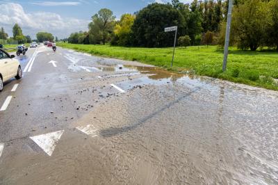 ROTTURA ACQUA VIA BACCHELLI FERRARA