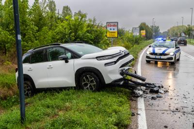 SCONTRO FRONTALE VIA CARETTI FERRARA