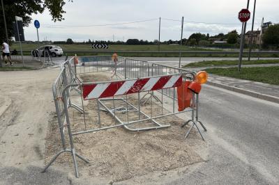 ROTTURA ACQUEDOTTO VIA AGRIFOGLIO MALBORGHETTO