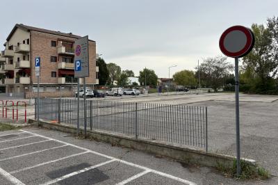 RIMOZIONE MODULI SCOLASTICI ISTITUTO CARDUCCI