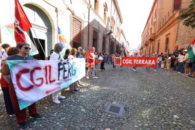 CORTEO PRO PAL PREFETTURA