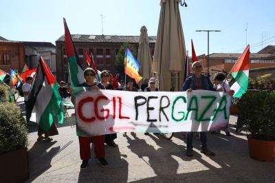 CORTEO PRO PAL PREFETTURA