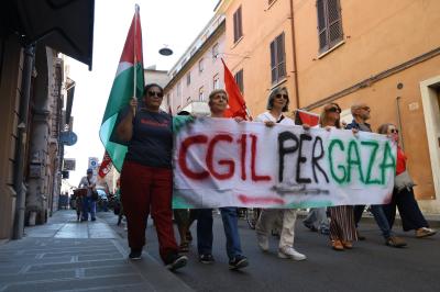 CORTEO PRO PAL PREFETTURA