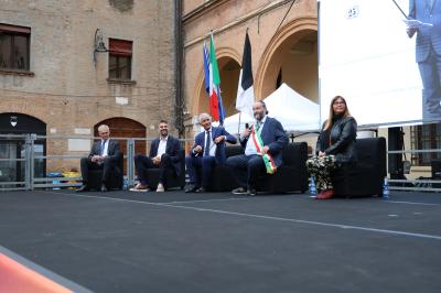 VISITA MINISTRO ABODI FERRARA SPORT FESTIVAL