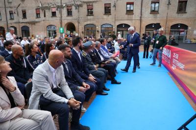 VISITA MINISTRO ABODI FERRARA SPORT FESTIVAL