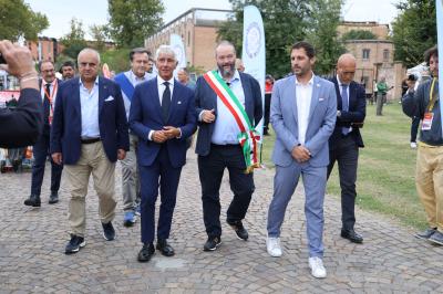 VISITA MINISTRO ABODI FERRARA SPORT FESTIVAL