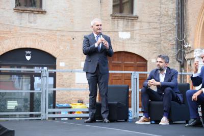VISITA MINISTRO ABODI FERRARA SPORT FESTIVAL