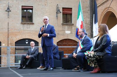 VISITA MINISTRO ABODI FERRARA SPORT FESTIVAL