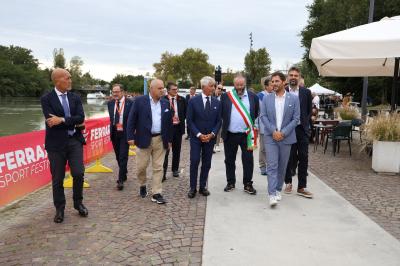 VISITA MINISTRO ABODI FERRARA SPORT FESTIVAL