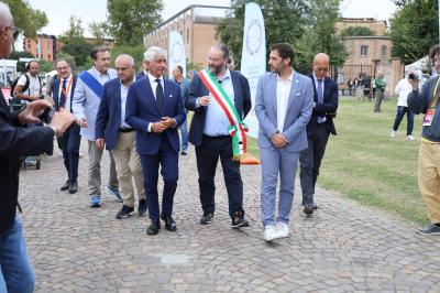VISITA MINISTRO ABODI FERRARA SPORT FESTIVAL