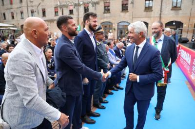 VISITA MINISTRO ABODI FERRARA SPORT FESTIVAL