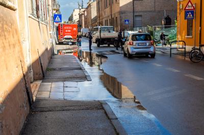 ROTTURA ACQUEDOTTO VIA MASCHERAIO FERRARA