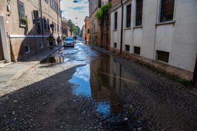 ROTTURA ACQUEDOTTO VIA MASCHERAIO FERRARA