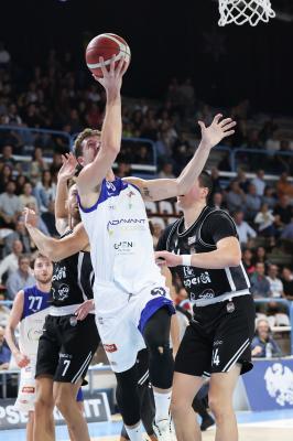 ADAMANT BASKET FERRARA - JUVECASERTA