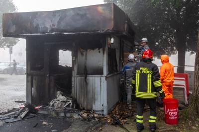 INCENDIO CHIOSCO GIARDINI CAVOUR FERRARA