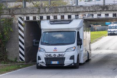 CAMPER INCASTRATO VIA TRAVERSAGNO