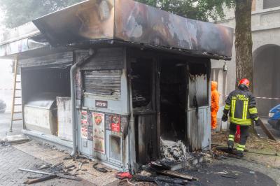 INCENDIO CHIOSCO GIARDINI CAVOUR FERRARA