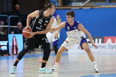 ADAMANT BASKET FERRARA - JUVECASERTA
