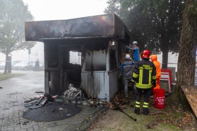 INCENDIO CHIOSCO GIARDINI CAVOUR FERRARA