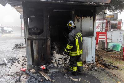 INCENDIO CHIOSCO GIARDINI CAVOUR FERRARA