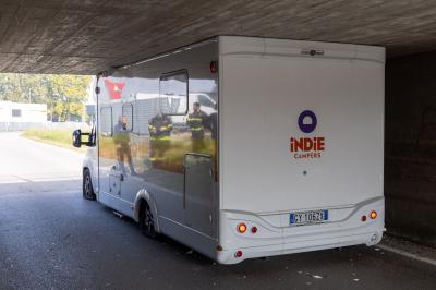 CAMPER INCASTRATO VIA TRAVERSAGNO