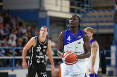 ADAMANT BASKET FERRARA - JUVECASERTA