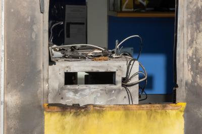 ASSALTO POSTAMAT POSTE VOGHIERA