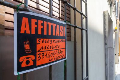 CARTELLO AFFITTASI PER STUDENTI