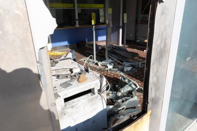 ASSALTO POSTAMAT POSTE VOGHIERA